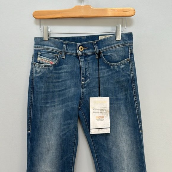 Diesel Blue Bootzee Bootcut Leg/Regular Waist Size 24 NWT - Picture 5 of 13
